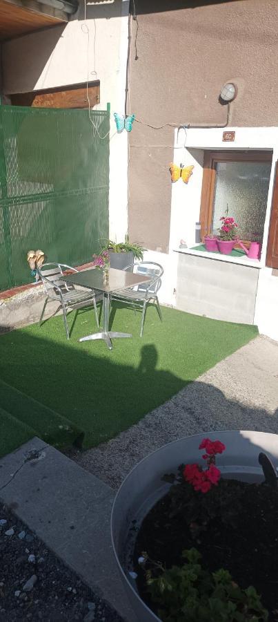 Au Petit Bonheur A Val-Cenis Apartment Sollieres-Sardieres Exterior photo